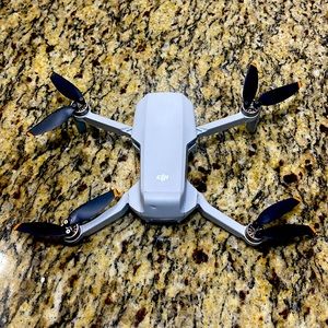 DJI mini2